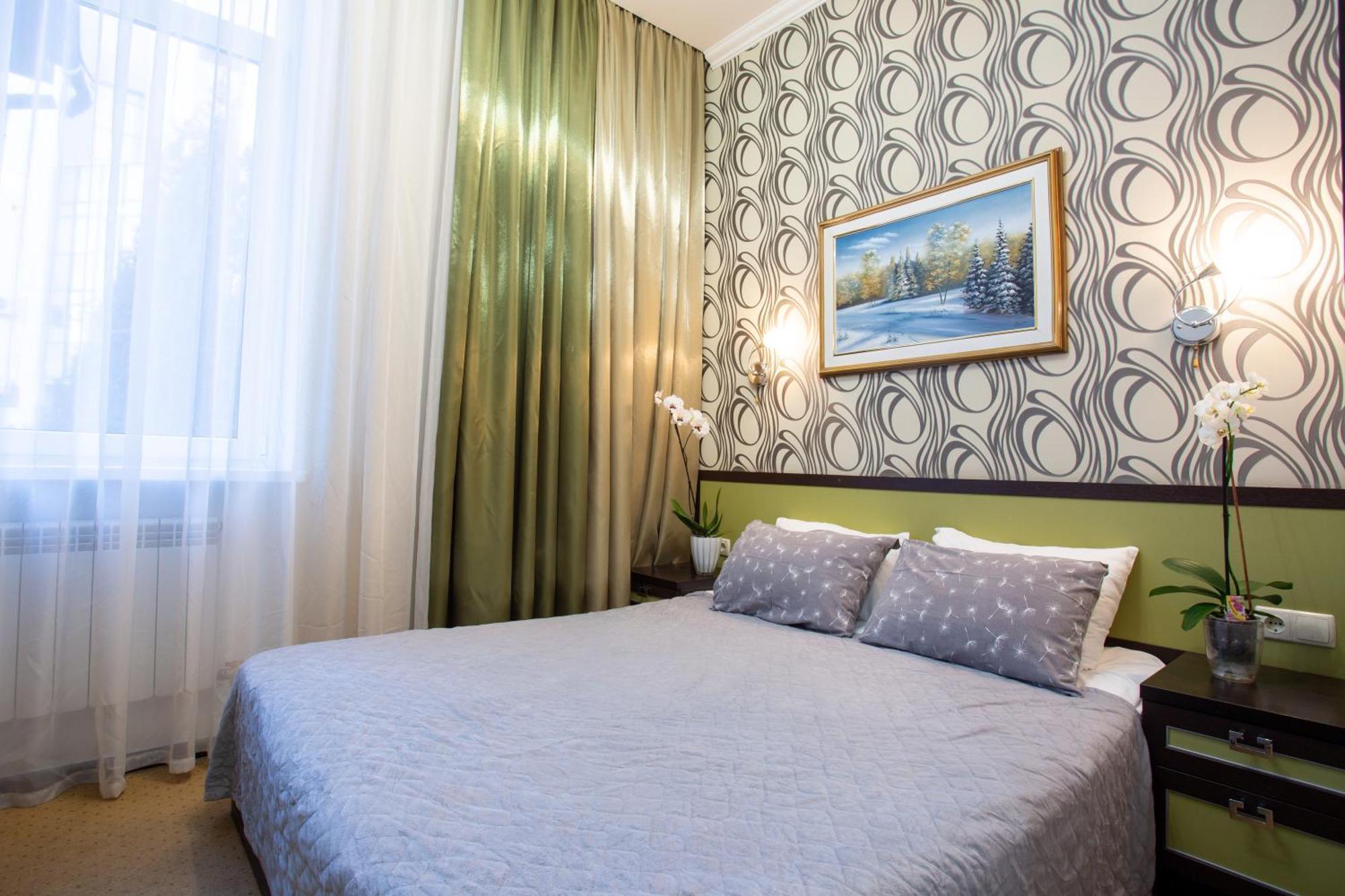 Hotel Voyage Charkiv Exteriör bild